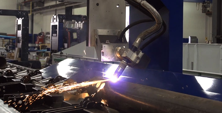 A Machitech CNC pipe cutter in action